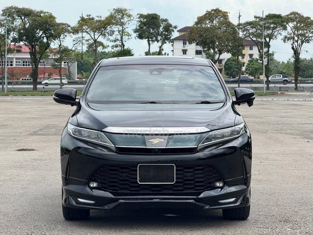 2018 Toyota HARRIER 2.0 LUXURY (A) - 2