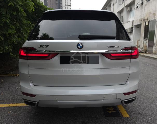 2021 BMW X7 3.0 Xdrive i40 (UNDER WARRANTY) - 2