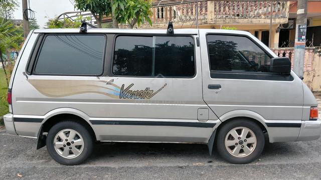 Nissan van c22  - photo 3 of 5