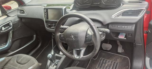 2013 Peugeot 208 1.6 VTI ALLURE (A) - 3