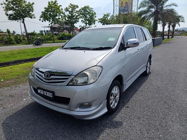2009 Toyota INNOVA 2.0 E FACELIFT (A) - 3