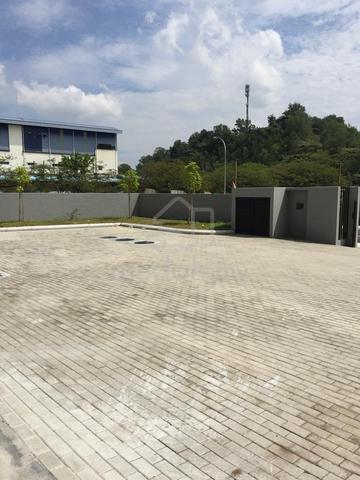 Bandar Teknologi Kajang 3 Storey Semi D Factory Corner Lot For Sale 1