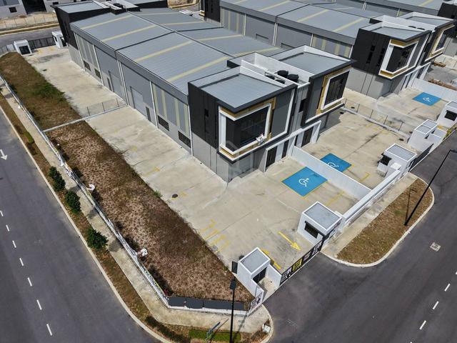 Corner, Intermediate, Side2 Semi Detached Cluster Factory Warehouse 1