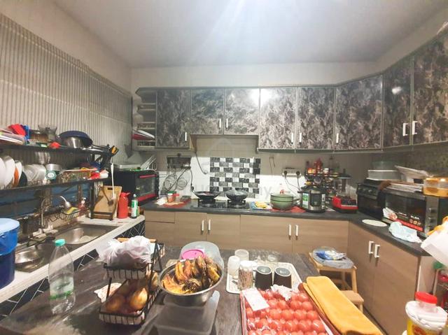 Taman Perling 1.5 storeys House Fully Furnished For Sale 4