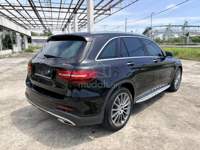2017 Mercedes Benz GLC-250 4MATIC AMG Line - 2