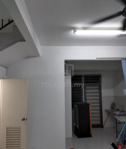 Taman Laman Setia Double Storey @ 3 Bedroom Gelang Patah Eco Garden 1