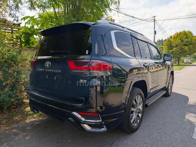 Limited BlackInterior Toyota LANDCRUISER ModelKIT - 4