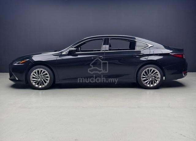 MIL-38K 2023 Lexus ES250 2.5 LUXURY FACELIFT F.S.R - 5
