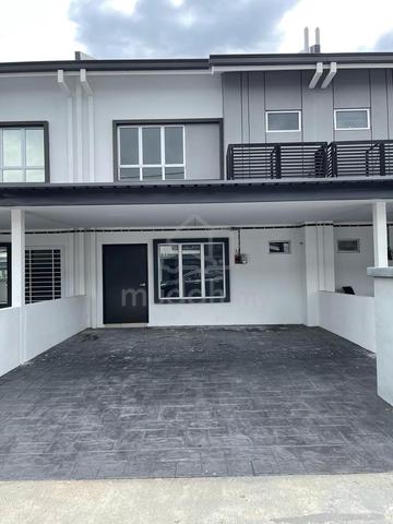 Double Storey Rentak Perdana Puncak Alam, Selangor 1