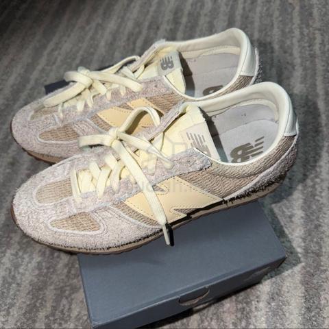 New Balance 237 Beige Cream Sneakers - photo 3 of 6