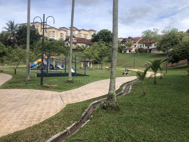 Near Alamanda Shopping - Landed Corner 2.5Storey Superlink Presint 16 4
