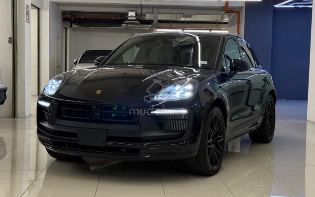 Porsche MACAN GTS 440HP Facelift RED INT PCCB - 1