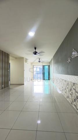 KL Traders Square Residences 1