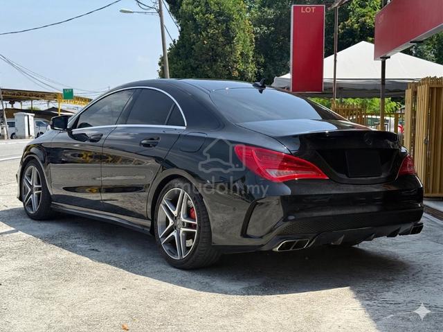 2015 Mercedes Benz CLA45 AMG 2.0 (A) LOAN KEDAI - 2