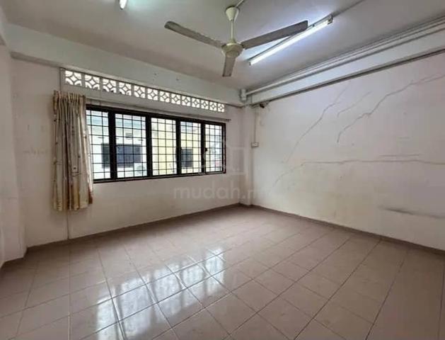 Shop Office For Rent Jalan Bunga raya, nearby jonker walk melaka 1
