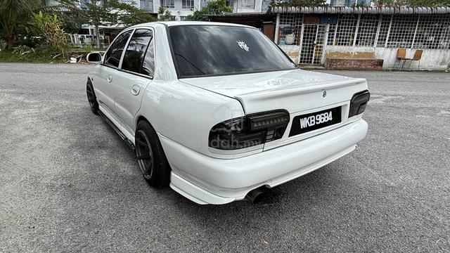 Proton WIRA 1.5 - 2