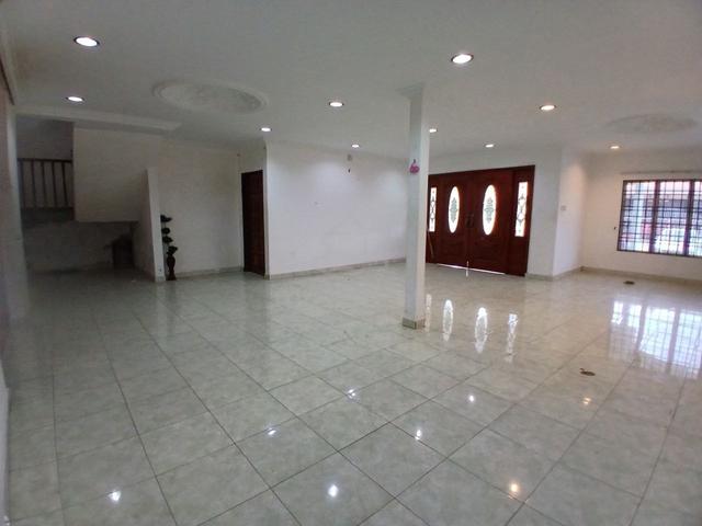 ENDLOT 5 BILIK 🔥 Double Storey Taman Sri Andalas @ Klang FOR SALE! 1