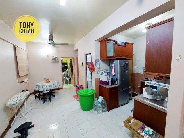Desa Bayan Apartment 1