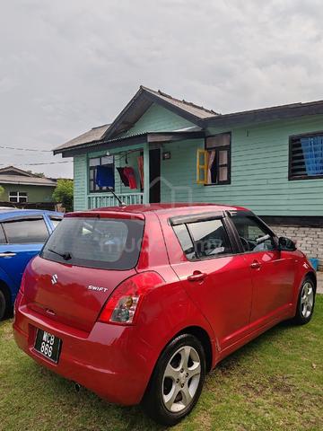 2011 Suzuki SWIFT 1.5 GLX FACELIFT (A) - 2