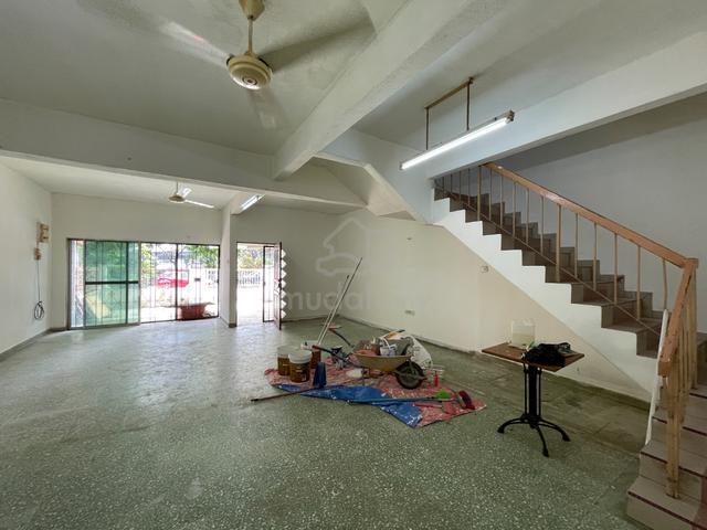 22 x 75 2.5 storey terrace 5 room taman wahyu jalan kuching Jinjang KL 2