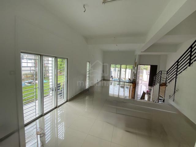 3sty TAMAN SUTERA RESIDENCE Cheras [ CORNER LOT / HUGE LAND ] 1