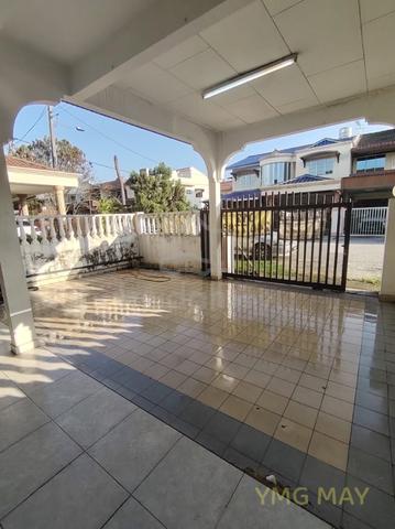 Pandamaran Jalan Jelai Bayu Emas 2 Storey Terrace House for Sale Klang 1