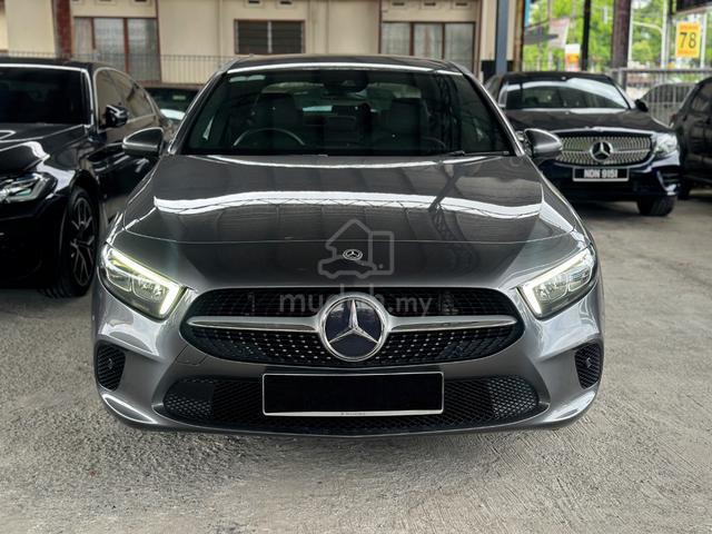 2019 Mercedes Benz A200 Sedan LOW MILAGE - 2