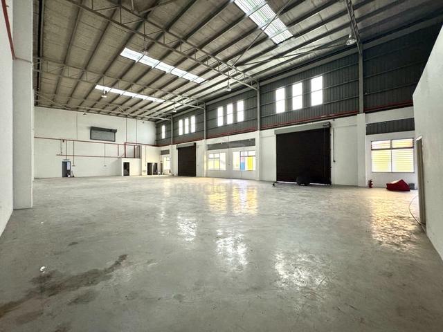 1.5 storey Semi-D Factory/Good ROI 4.5%/Medium Industry/Dato Onn/Johor 1