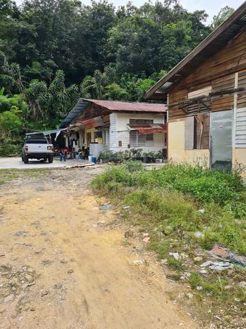 Lot 38135 jalan pantai dalam 1