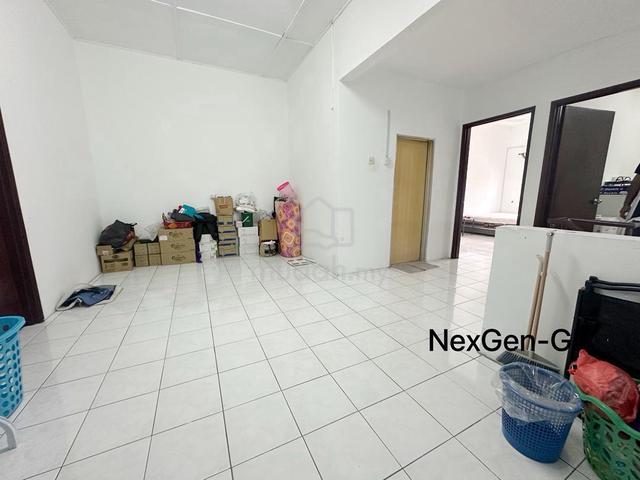 AMPLE PARKING!! 20x75 4R3B Bayu Perdana Double Storey House Klang 1