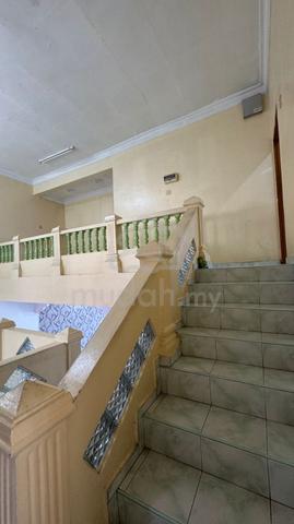 Ulu Tiram Johor Taman Bukit Jaya 6 Bed Partially Furnished 15 Min EDL 1