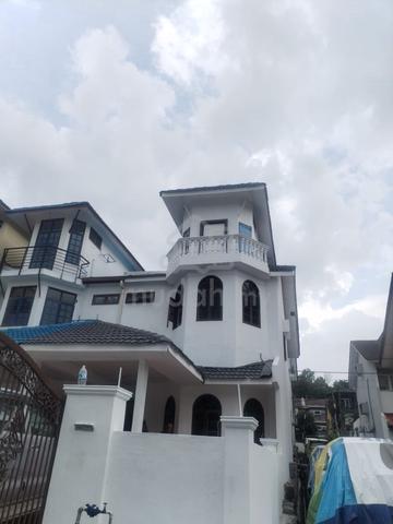Taman Bukit Utama, 2.5 Storey Terrace, Bukit Antarabangsa for SALE 1