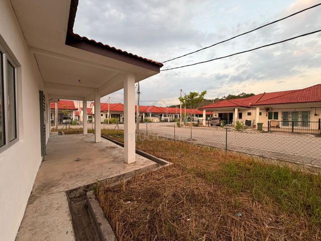 Ready Move IN Corner Lot New Renovated -Tanjung Rambutan Ipoh 1