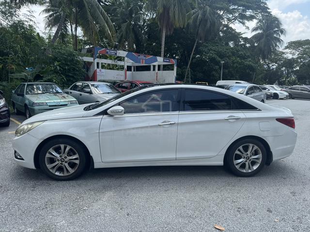 2010 Hyundai SONATA 2.4 THETA II HIGH SPEC YF (A) - 4