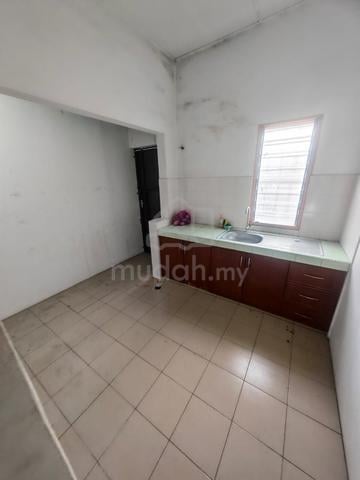 Botani seri margosa single storey for rent 1