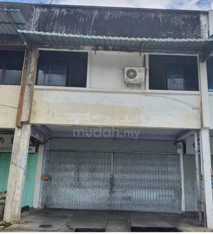 For Sale Double Story shop lot @ Jalan Kueh Siak Hong, Sekama, Kuching 1