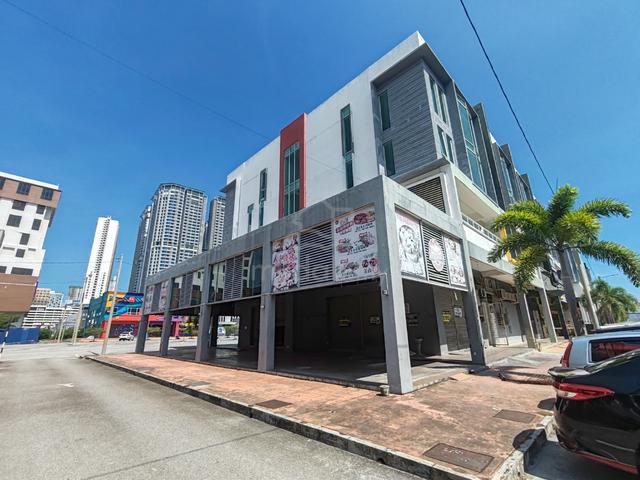 Boulevard Kota Syahbandar 4 Storey Shop Office with lift for Rent 1