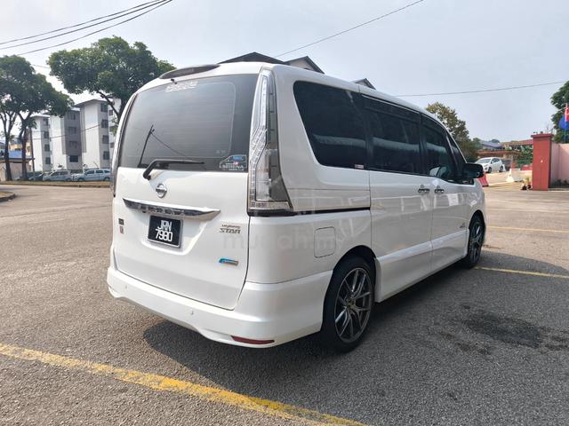 2016 Nissan SERENA 2.0 S-HYBRID HIGHWAY STAR - 4
