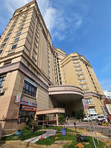 Riverbank Suites 1