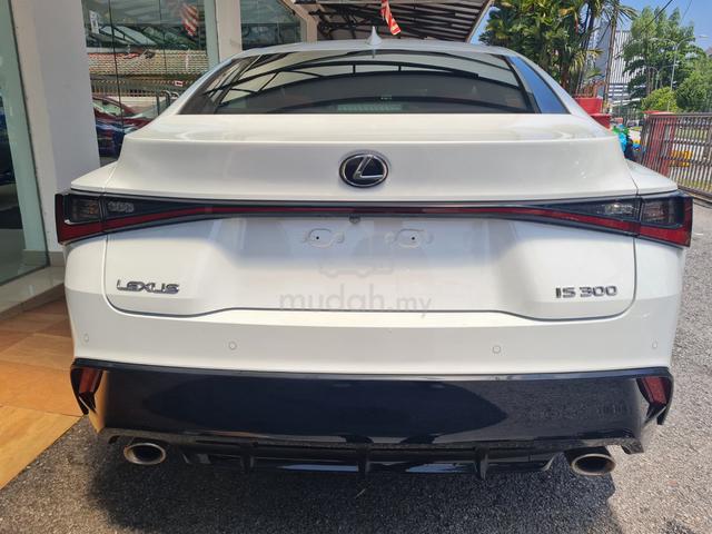 2022 Lexus IS300 2.0 F-SPORT ORANGE CALIPERS - 4