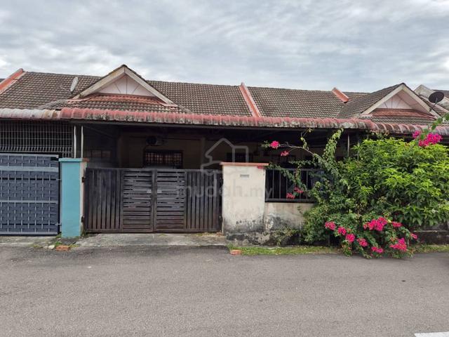 Jalan berlian taman renggam jaya simpang renggam 1