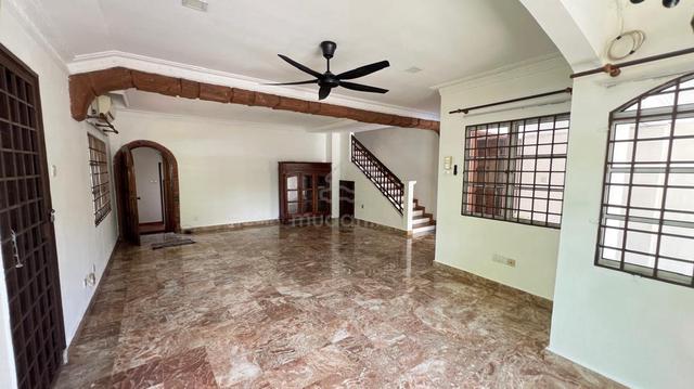 2 Sty Corner Lot 4R3B P/F USJ 11 Subang Jaya 1
