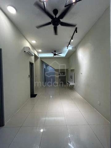 Townhouse Simfoni Perdana (Ground floor) – Rent 1