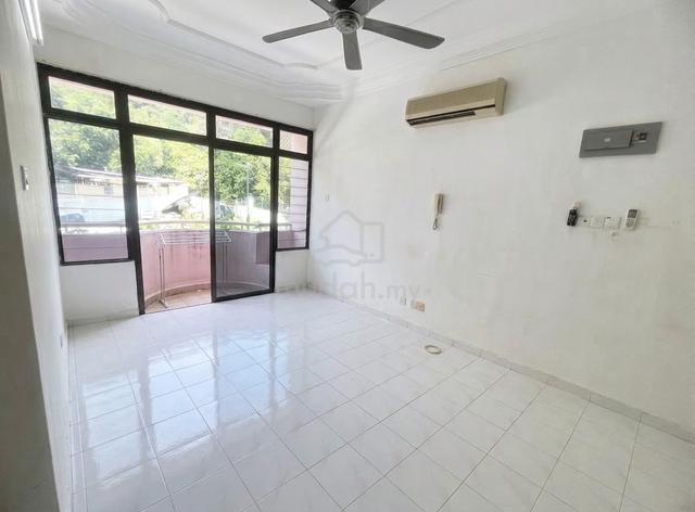 Penhill Apartment 1