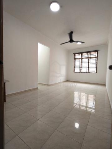 Flat Bukit Indah 1