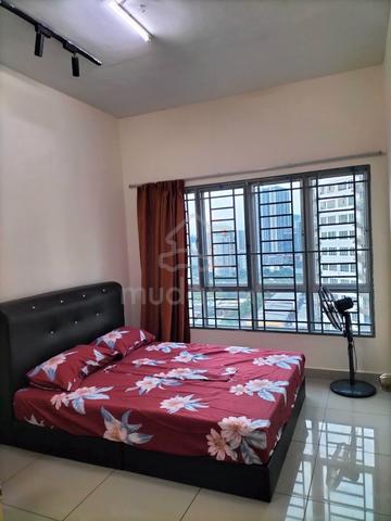 (Master room/Murah/Cantik/Near LRT) OUG Parklane Condo @ Midvalley 1