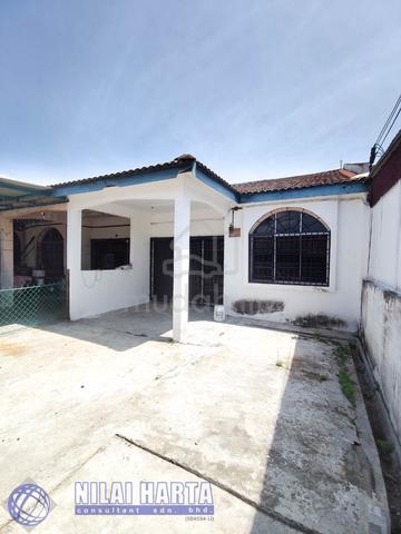 [Below Market] Rumah Teres 1 Tingkat Klebang Restu + Cash Back 1