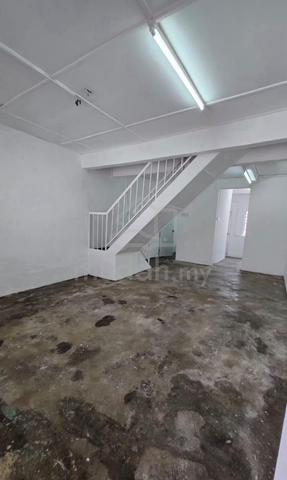 Full Loan Taman Nora Double Storey Low Cost @ Jalan Berlian Ulu Tiram 1