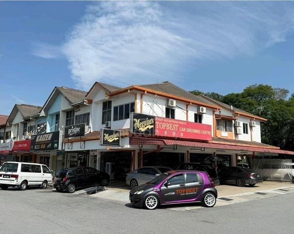 2 Storey Corner Shop Lot @ SS19, Subang Jaya For Rent. 1