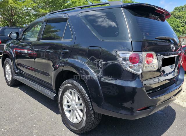 2012 Toyota FORTUNER 2.5 G TRD FL 4WD (AT) (SUV)🖤 - 4